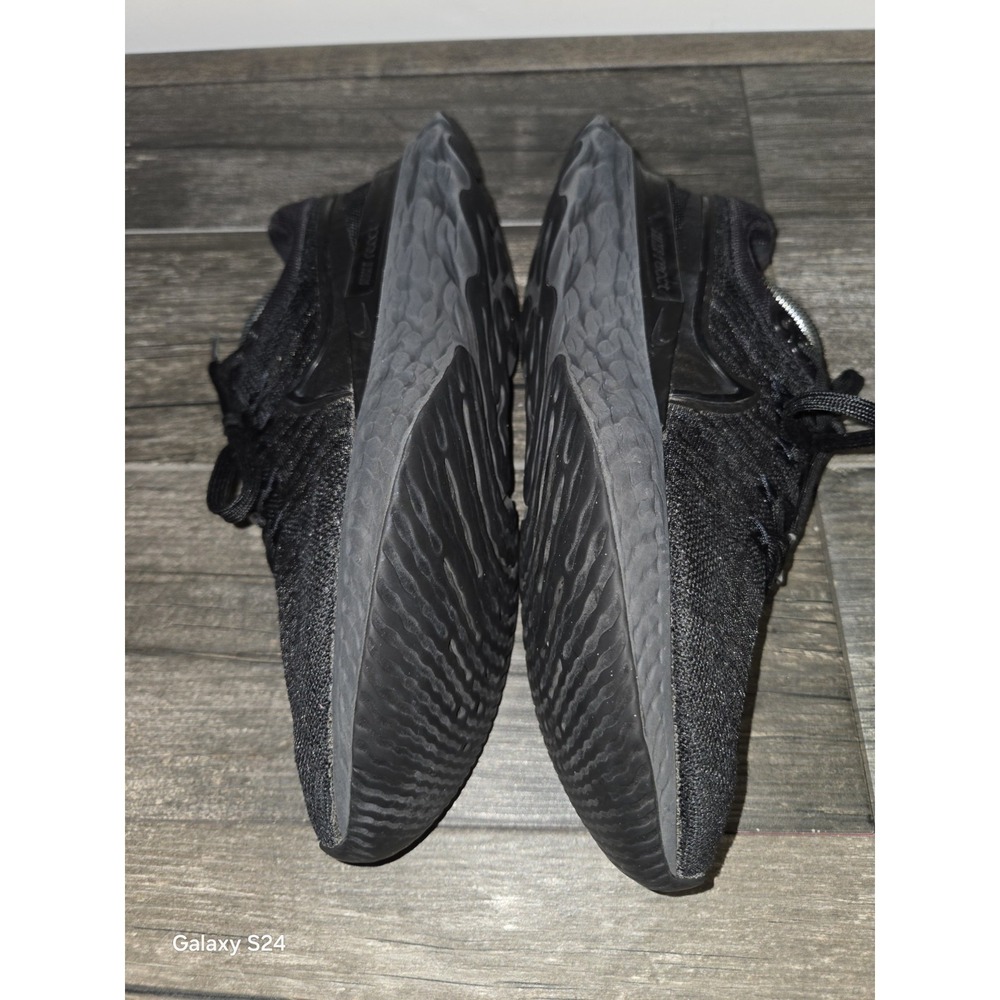 Nike React Infinity Run Flyknit 2 Triple Black Men's Size 9.5 Running Shoes - Picture 8 of 9